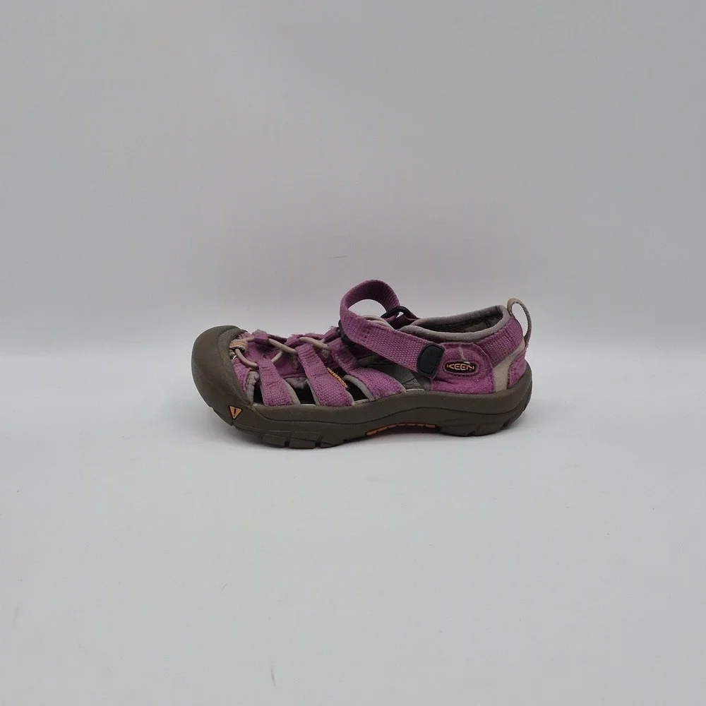 KEEN Newport H2 Waterproof Sandals Shoes Youth Girls Size 12 Magenta Pink Hiking